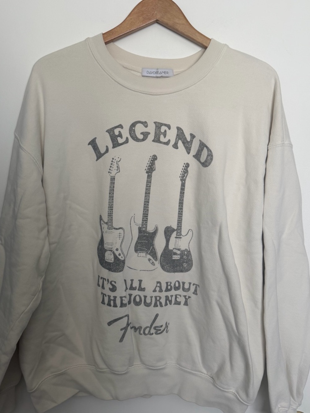 Women’s Fender Cream Oversized Crewneck Sweatshirt with Gray Guitar Graphic - M